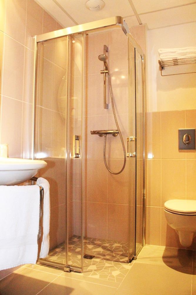 Hotel Des Rosiers Lourdes Ngoại thất bức ảnh