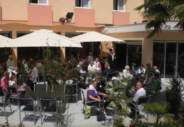 Hotel Des Rosiers Lourdes Ngoại thất bức ảnh