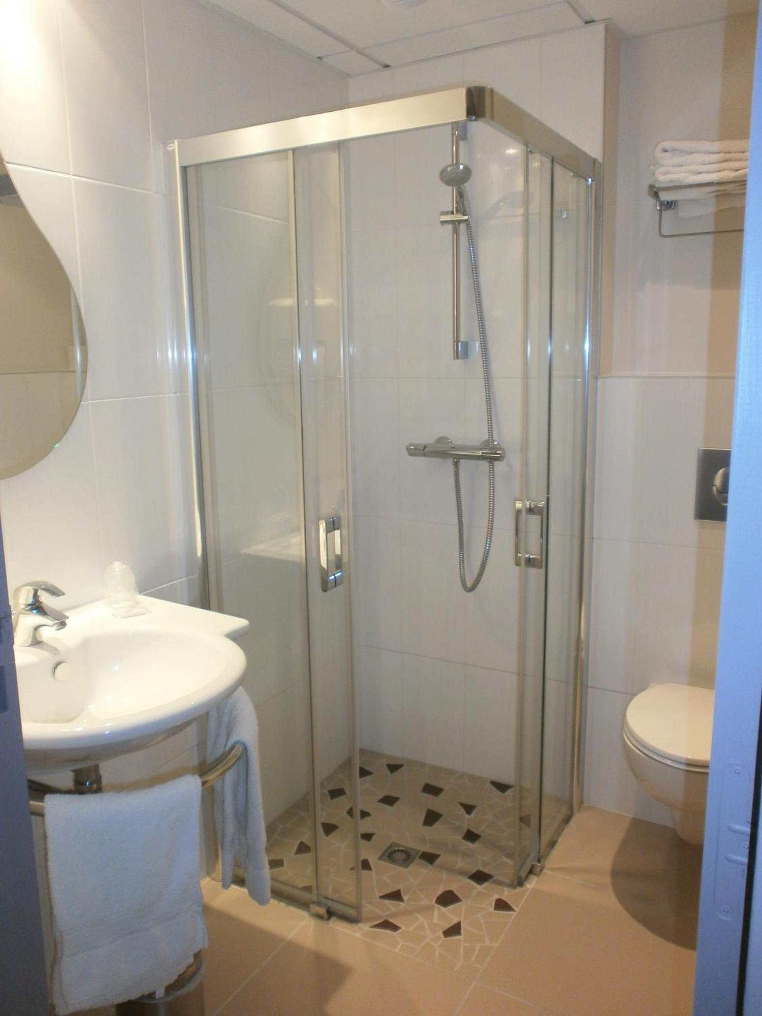 Hotel Des Rosiers Lourdes Ngoại thất bức ảnh